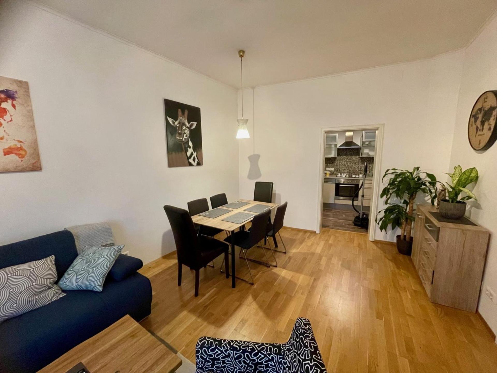 Bobbys Gartenapartment Krems an der Donau Esterno foto